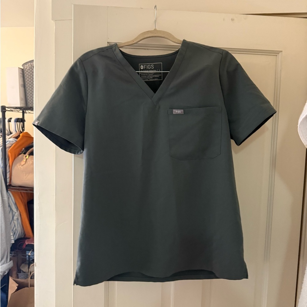 Figs Bonsai scrub top and pants